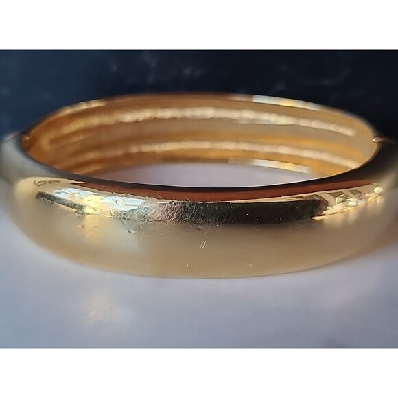 Swarovski Black Enamel and Crystal Cuff Vintage - Picture 5 of 10